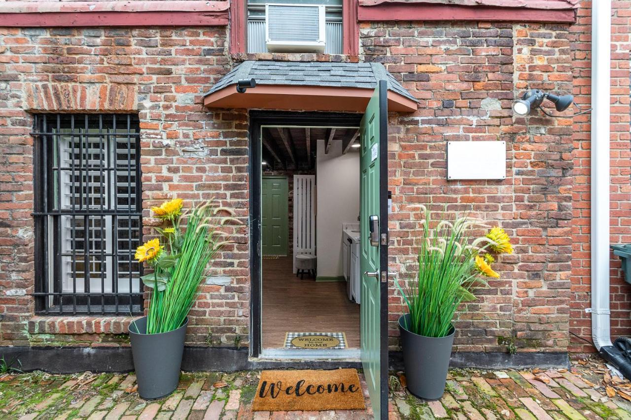 Private Loft Carriage House Walk Score 95 Alexandria Exterior foto